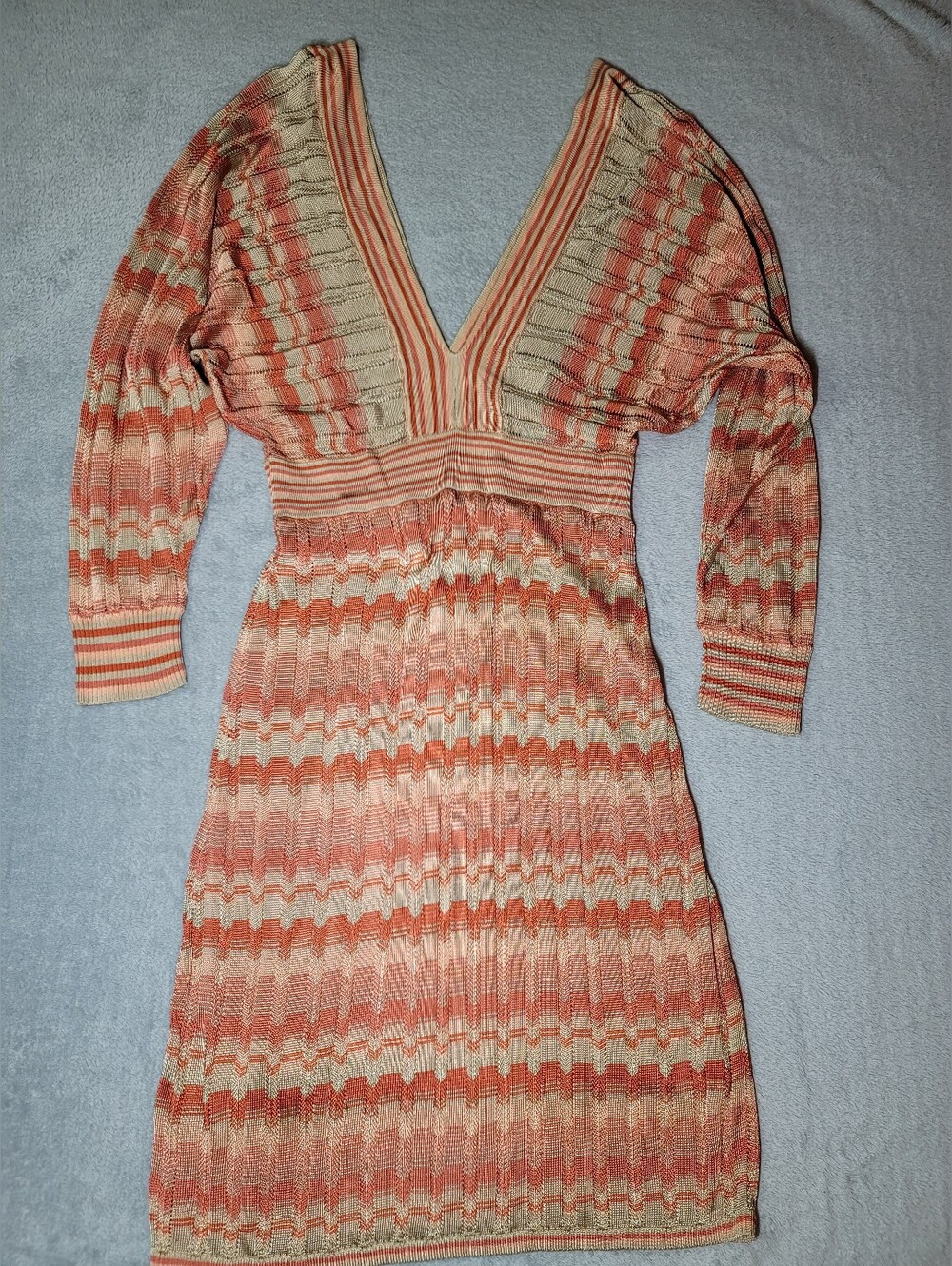 NWT Marciano "Coral Punch" Chevron Knit Sweater Dress - Size XS - Picture 4 of 8